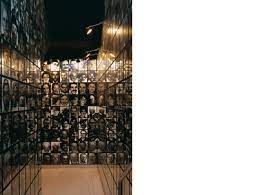 Ettinger en 1990 para el libro de artista «matrix et le voyage à jerusalem de c.b.», 1991. Werkubersicht Sammlung Museum Fur Moderne Kunst Frankfurt Am Main