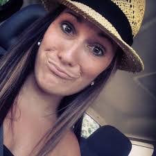 Whitney Custer's Instagram, Twitter & Facebook