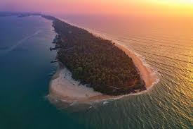 Delta Beach, also known as Kodi Bengre Beach, is located in a small village  of Kodi Bengre in Udupi district, Karnataka. The beach is located at an  estuary where the Swarna River