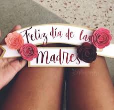 Este domingo, día 9 de mayo, se celebra el 'día internacional de la madre' en diferentes países de todo el mundo. Mother S Day Cake Topper Pancartas De Feliz Cumpleanos Regalo Para Novia Manualidades Manualidades Para Cumpleanos
