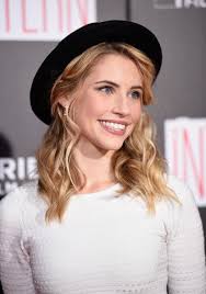 Wallis Currie Wood Photos Photos The Intern New York Premiere Madam Secretary Celebs Beautiful People