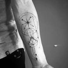 Tattoos by improb july 19, 2019. 40 Geometrische Kompass Tattoo Designs Fur Manner Coole Geometrie Ideen Mann Stil Tattoo Geometric Compass Tattoo Geometric Compass Compass Tattoo