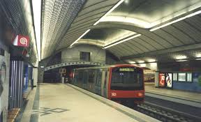 Assim, em 9 anos de. A Diferenca Abismal Entre O Metro De Superficie E O Metro De Profundidade