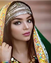 afghanbeauty ✨ @principessa_persiana @uthman_studio