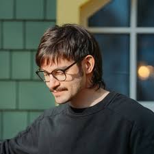 나는 스트라바를 좋아하지만 올바른 창업자가 엄청나게 우수한 제품을 구축하고 시장 점유율을 빠르게 훔칠 수 있는 엄청난 기회가 있다고  생각합니다.