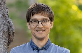 2 skills that show management potential, according to a Salesforce talent  exec