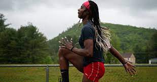 Cece telfer competes in the 400 meter hurdles during the division ii championship. For My People A Transgender Woman Pursues An Olympic Dream The New York Times