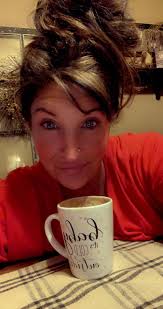 MERRY CHRISTMAS !!!🎄 Just made Monkey Bread & coffee for breakfast . Woke  up at 5 am 😜