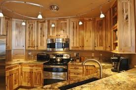 Whoa Too Much Brown Cabinetry And Counter Tops Clash Ekk Simple Kitchen Cabinets Traditional Kitchen Cabinets Kitchen Remodel Small