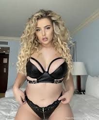 Fabiola Volkers: Exclusieve Content & Geheimen 2025