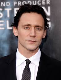 I Just Love Black Haired Hiddles Tom Hiddleston Toms Actors
