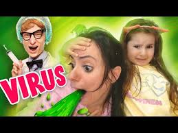 MAMMA TY SI SENTE MALE E VOMITA E MARTINA MISSY SI PRENDE CURA DI LEI TUTTA  LA NOTTE! *FEBBRE A 40*