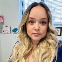 Lucy Farias's Instagram, Twitter & Facebook