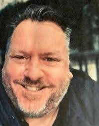 Ken Oakley's Instagram, Twitter & Facebook