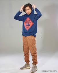 Fahreyza anugrah efrianda adalah seorang aktor berparas tampan yang kini tengah menginjak usia remaja. Profil Biodata Biografi Dan Fakta Lengkap Rey Bong Cowok Ganteng Pemeran Joko Di Jendela Smp Sctv Kpop Squad Media All About K Pop And Intermezzo