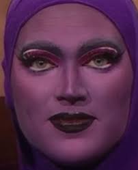 Tara Nova (@itstaranova)