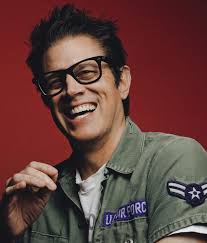 If convicted, the pennsylvania native could face up to six months in jail and a $1,000 fine, though tmz notes that it would be unlikely given it is his first offense. Johnny Knoxville In Conversation
