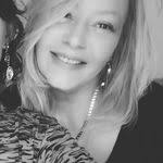 Kerry Hankins's Instagram, Twitter & Facebook