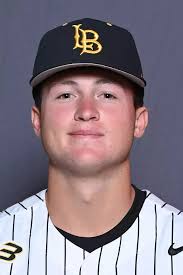 UC Irvine Defeats The Dirtbags In Final Game Of Series