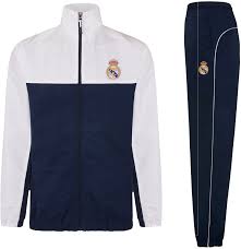 93% polyester, 7% spandex lizenzierter original artikel. Real Madrid Herren Trainingsanzug Jacke Hose Offizielles Merchandise Geschenk Fur Fussballfans M Amazon De Bekleidung