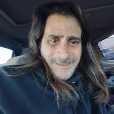 Using the bath tub as a runway at this point! Pre save now link in bio  #singersongwriter #newmusic