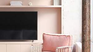 Que se soit pour votre chambre, votre couloir, votre cuisine, ou bien pour votre salon, les étagères murales en bois seront parfaites pour transformer vos murs vides et fades en espace de. Peindre Un Mur En Couleurs Quel Pan De Mur Avec De La Peinture Cote Maison