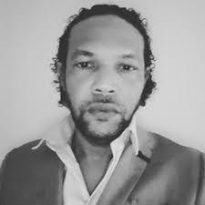 Pat Pereira's Instagram, Twitter & Facebook