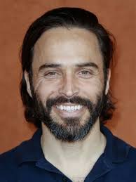 Michael Douglas to Play Benjamin Franklin in Apple TV+ Series From 'John  Adams' Creator