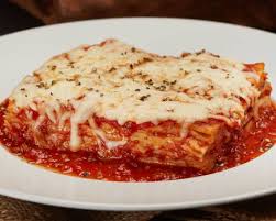 Lasagne gratinée, toute garnie (grande portion). Lasagna Delivery In Pointe Claire Discover Lasagna Restaurants With Takeout Uber Eats