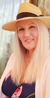 Unlike my sporty kids, i don't do too many energetic things. I'm more of an  old plodder, walking and golfing. 🚶‍♂️ ⛳ 13/4/22