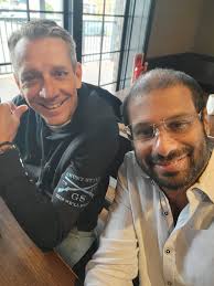 If you want a can of BIS in Kansas City you can visit Dr. Smoke