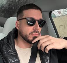 Happy Birthday 🥳 to our main man “Vinny”… 🎂🎁🎊🎈🎉… #JerseyShore #Mtv  #fblifestyle #jsfamilyvacation