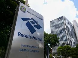 O prazo final para entrega da declaração do ir 2021 foi prorrogado até às 23h59 do dia 31 de maio pela receita federal, na tentativa de amenizar os transtornos provocados pela pandemia do coronavírus. 2jupxzdiepibrm
