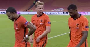 Frenkie de jong (strootman, m.75), wijnaldum, propper; Barca S New Trio In The Making De Jong Wijnaldum And Depay Seen Leaving Pitch Altogether Ahead Of Possible Barca Link Up
