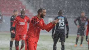 Bu sezon everton'da 7 maça çıkan milli futbolcu 1 gol attı. Cenk Tosun Besiktas I Sampiyon Yapmaya Geldim Spor Haberleri