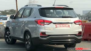 The mahindra xuv700 is all set to make its global debut in india today and it is replacing the outgoing xuv500, being the new flagship product in mahindra's stable. Mahindra Xuv700 Spotted Testing In India Specifications Features Images Drivespark News