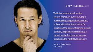 Daniel Comiskey's Instagram, Twitter & Facebook