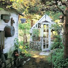 Schones Kleines Gewachshaus Fur Den Garten Garten Gewachshaus Garten Gartengestaltung