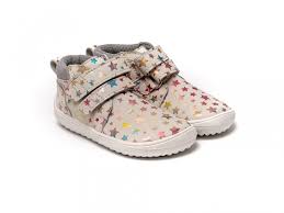 It is an ideal place for playing online free puzzles. Be Lenka Play Kinder Barfussschuhe Twinkle Voycontigo De