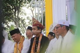 The latest tweets from ustadz abdul somad fans (@abdulsomad_fans): Ustad Abdul Somad Orang Bengkulu Religius