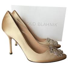 Shop women's and men's shoes plus accessories. Manolo Blahnik Hangisi 105 Champagne Satin Pumps Heels Other Other Ref 232893 Joli Closet