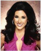 Kasi Kelly's Instagram, Twitter & Facebook