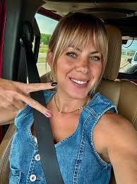 Yesterday was a whirlwind of hat classes! First I headed to a private party  for Liz's Birthday! All her friends gathered in her amazing craft room for  a fun afternoon of hat