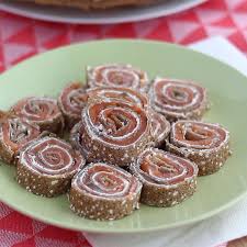 Roules De Sarrasin Au Saumon Recette Ptitchef Video Recette Video Recette Repas Noel Roule Saumon Fume Roule Saumon