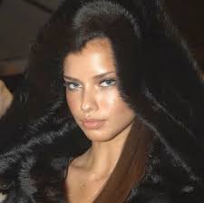 Tumblr is a place to express yourself, discover yourself, and bond over the stuff you love. Black Hair Blue Eyes