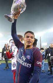 Thiago Silva Of Psg Celebrates During The French Ligue 1 Championship Psg Thiago Silva Paris Saint Germain
