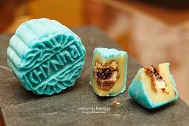 It is a traditional delicacy that signifies luck, happiness, and togetherness. Cheese Infused Mooncakes Chynna Hilton Kuala Lumpur Malaysian Flavours