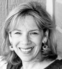 Gloria Gale's Instagram, Twitter & Facebook