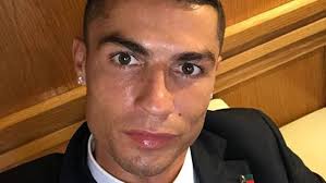 Cristiano ronaldo dos santos aveiro. Cristiano Ronaldo Auf Instagram Uber 129 Millionen Fans