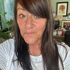 How to remove fine particles from the bottom of a pool?